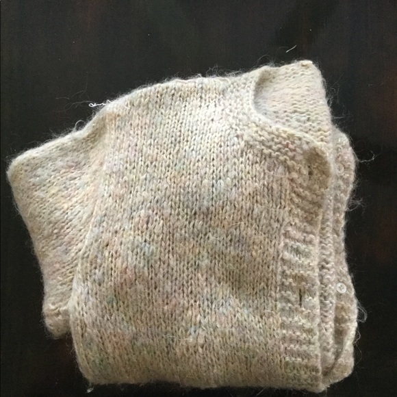 Women’s Hand Knit Sweater Size L - Picture 8 of 8